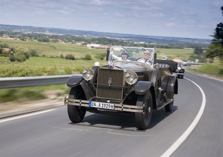 Audi Imperator in der traumhaften Landschaft des Perigord