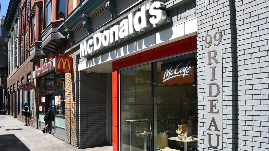 McDonald's przy Rideau Street w centrum Ottawy