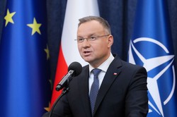 Prezydent "kupił" PiS dodatkowy miesiąc. Opozycję czeka "drugi krok konstytucyjny"