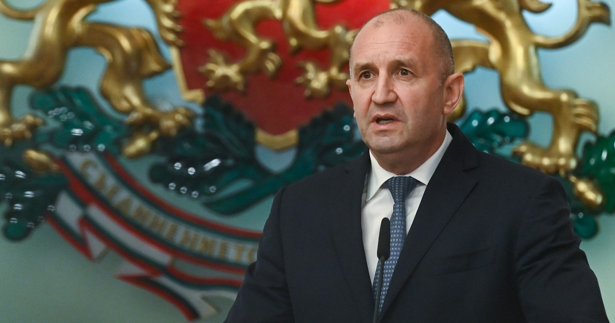 "Wykorzystał zmęczenie Bułgarów". Radew wygrał wybory bez obietnic