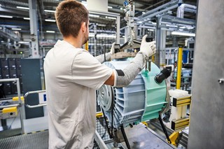 GUS podał dane. Zmiany w umowach zlecenie dotkną nawet 2,5 mln osób