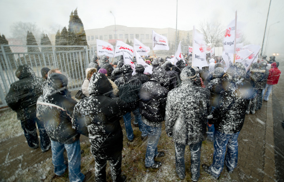 Łódź: pikieta przeciw zwolnieniom w Coca-Coli