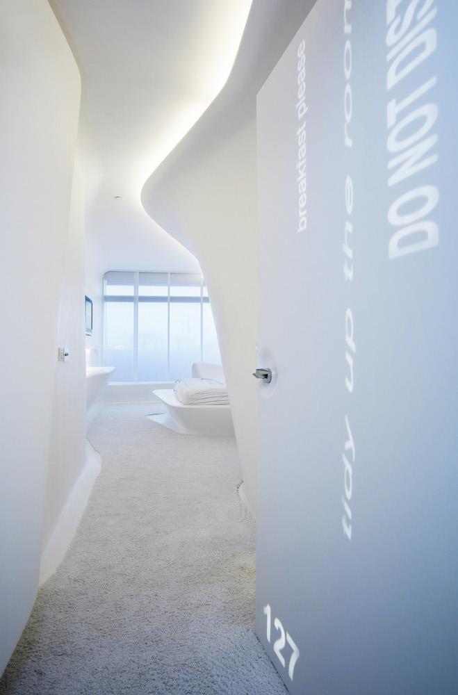Wnętrza hotelu Puerta America projektu słynnej architekt Zahy Hadid