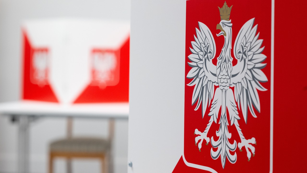 Zgłosił naruszenie ciszy wyborczej. Ogłoszenie w centrum miasta