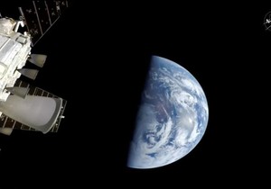 Ove godine američki astronauti obleteli su Mesec napravivši brojne fotografije i Zemlje iz svemira | Foto: EPA/Shutterstock