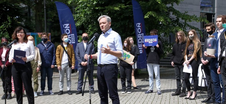 Biedroń ujawnia wyborcze hasło. "To odpowiedź na obecną sytuację"