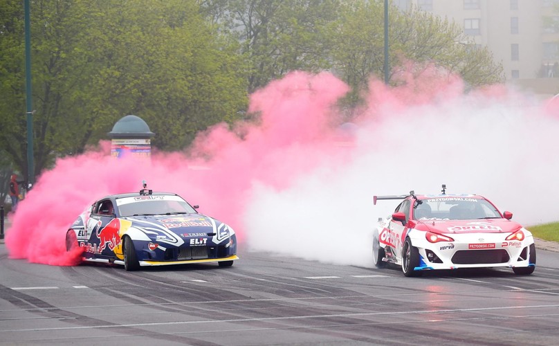 Jakub Przygoński (toyota GT86) i Aleksander Grińczuk z Ukrainy (nissan 370Z)
