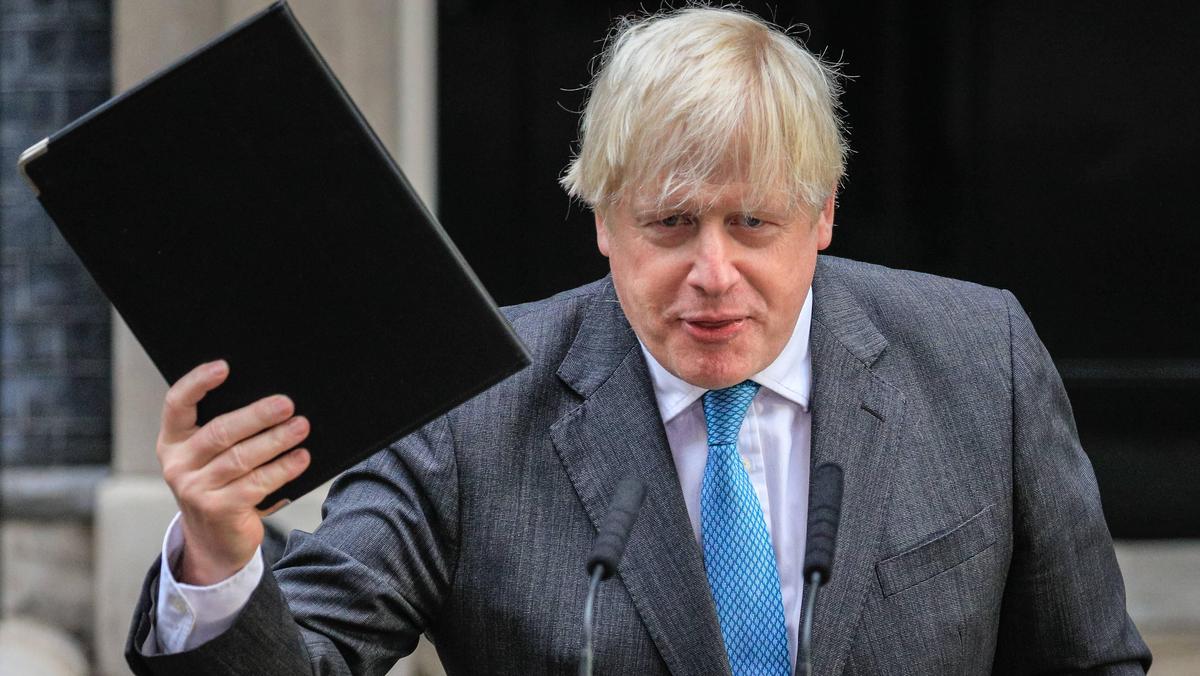 Boris Johnson zrezygnował z próby powrotu na Downing Street