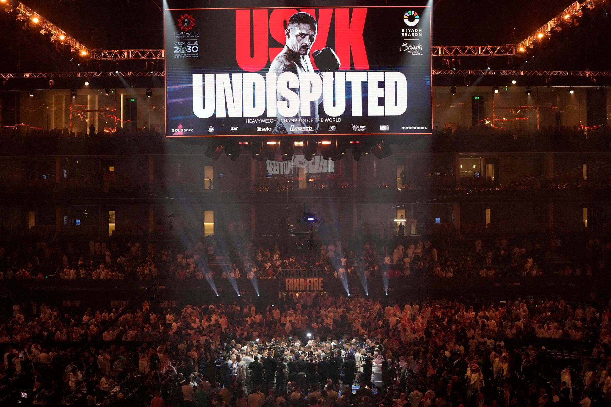 Ukrajinský boxer Oleksandr Usyk zdolal v Rijáde Brita Tysona Furyho.