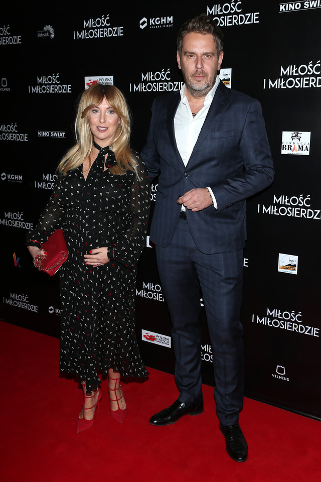 Wojciech Modest Amaro z żoną Agnieszką na premierze filmu "Miłość i miłosierdzie"