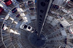 Takie wyniki stawiają Polskę obok krajów zagrożonych bankructwem