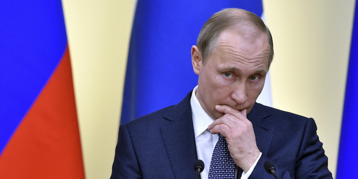 The US just publicly accused Russia of hacking for the first time — but fighting back could be a huge risk