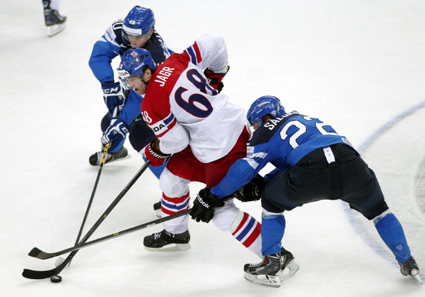 Finlandia i Rosja w finale hokejowych Mistrzostw Świata