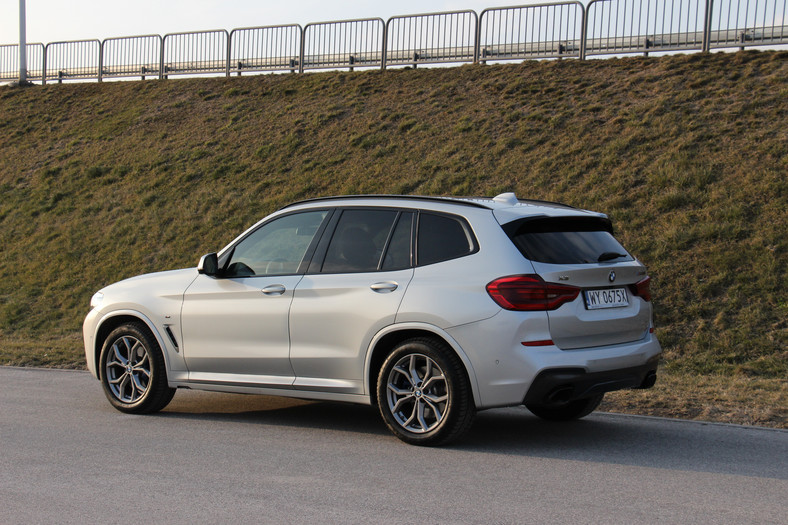 BMW X3 M40i