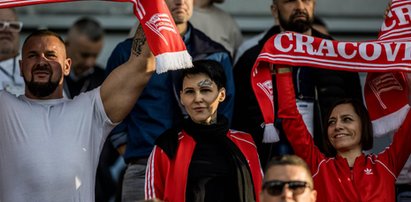 Celebrytka jest fanką piłki. W weekend odwiedziła dwa stadiony Ekstraklasy