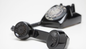 Fiksni telefon