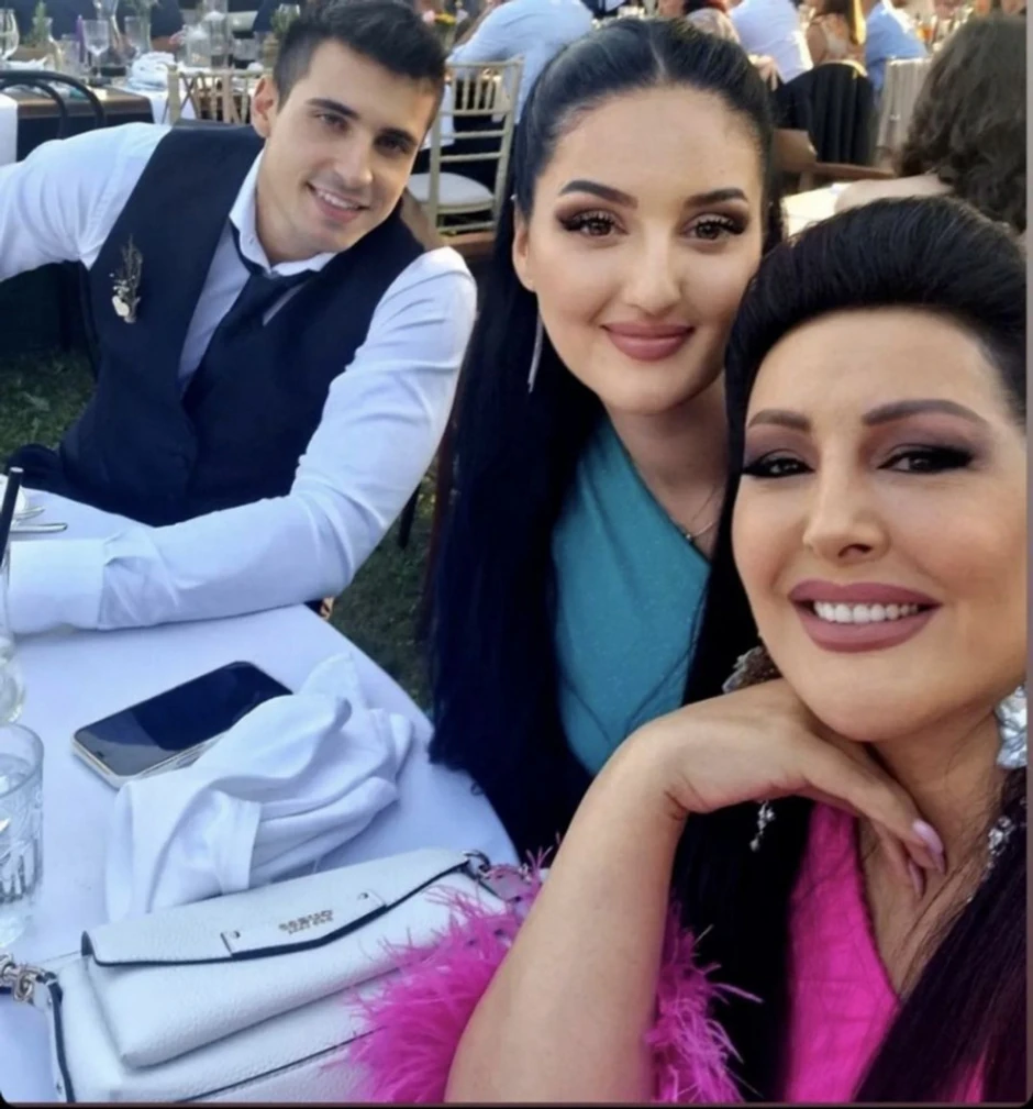 Dragana Mirković sa decom