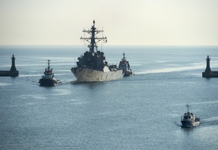 Armia NATO wpływa do Polski. Niszczyciel z wizytą w Gdyni