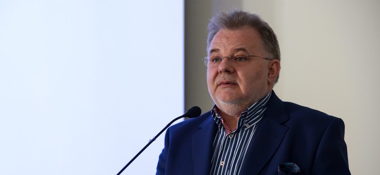 Prof. Izdebski: Coraz częściej to dziewczęta prowokują seks