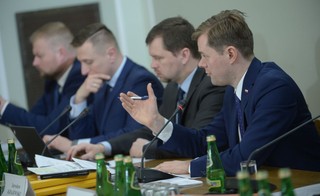 Rozpoczęło się posiedzenie sejmowej komisji śledczej do spraw Amber Gold
