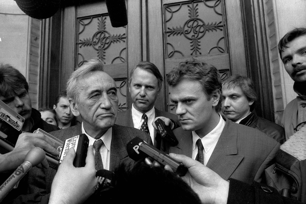 Tadeusz Mazowiecki i Donald Tusk, zdjęcie z 1992 roku