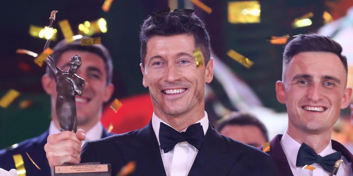 Robert Lewandowski kupił złoty medal olimpijski Dawida Tomali.