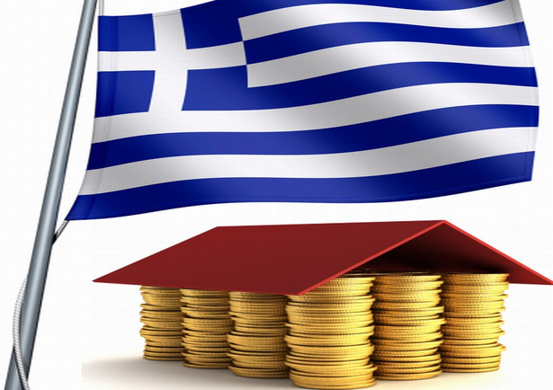 Flaga Grecji i dom z pieniędzy, materiały ShutterStock