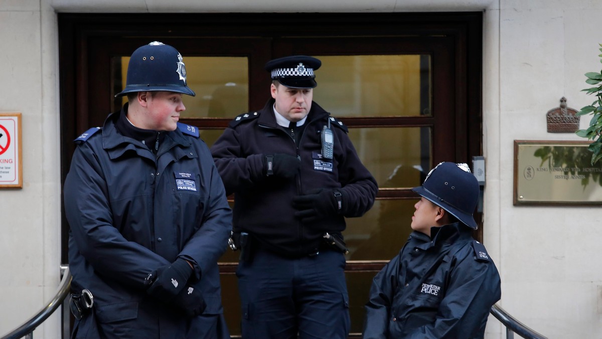 Policja w Irlandii Północnej przyznała, że potężna bomba znaleziona w piątek nad granicą z Republiką Irlandii znajdowała się niedaleko ośrodka, gdzie w czerwcu spotkają się przywódcy grupy G8. Bomba sporządzona przez radykalnych republikanów przeznaczona była jednak przypuszczalnie do zamachu na inny cel.