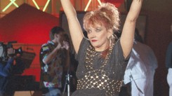 'Była estradowym zjawiskiem' PRL, śpiewała 'Graj, nie żałuj strun'. Zmarła w zapomnieniu