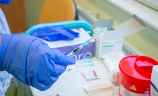 Zaszczep się i zadbaj o zdrowie. Darmowy program rusza w Warszawie