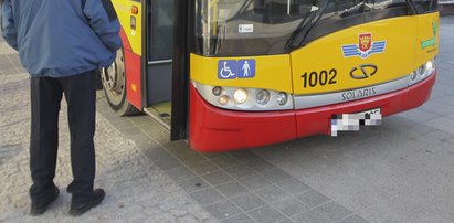 Horror w kieleckim autobusie. Nastolatka nie ustąpiła miejsca starszej kobiecie i rozpętało się piekło. Staruszka wpadła w furię