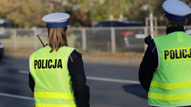 W całym kraju zawyły syreny. Policjanci oddali hołd śmiertelnie postrzelonym kolegom