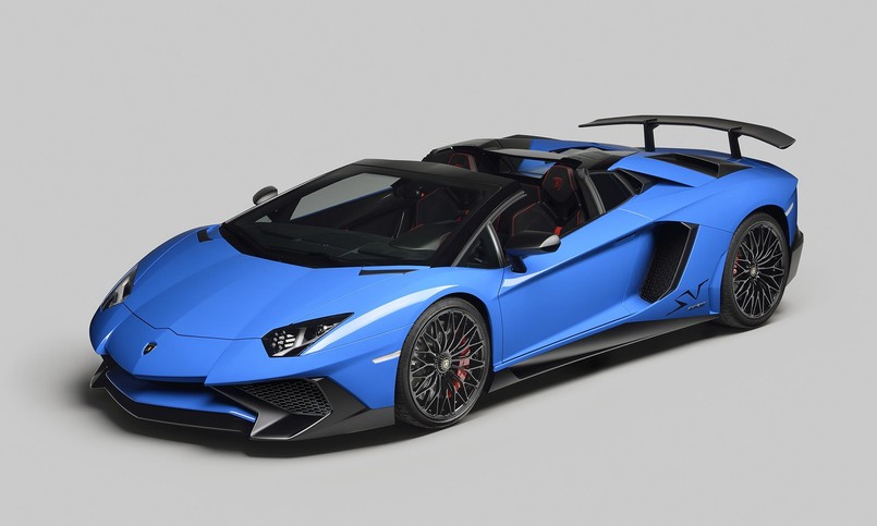 Lamborghini Aventador LP750-4 SV Roadster