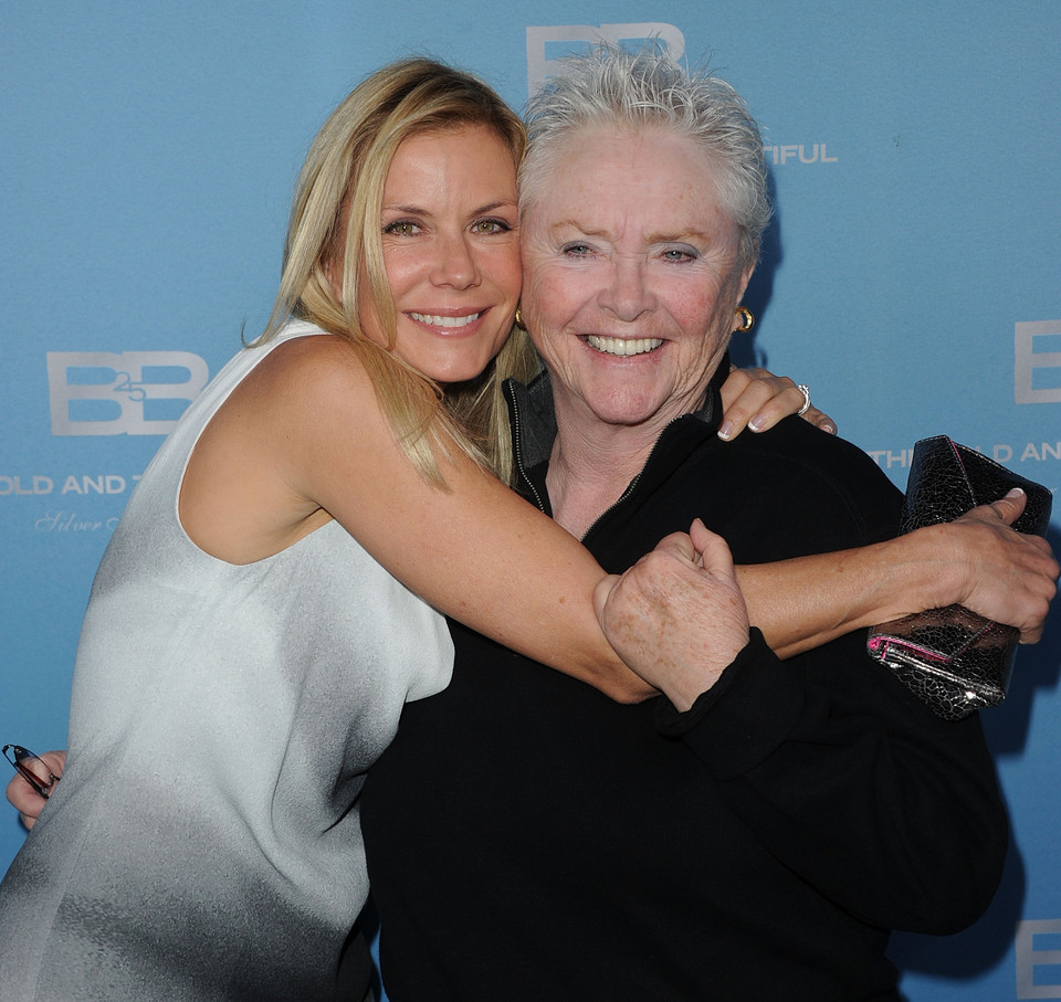 Katherine Kelly Lang (Brooke Logan) i Susan Flannery (Stephanie Douglas Forrester) w 2012 r.