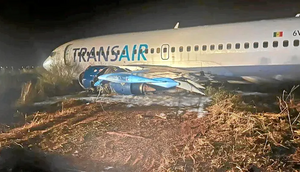 un Boeing 737300 affrété auprès d'une compagnie privée Transair et en partance pour Bamako a fait une sortie de piste ce jeudi 9 mai 2024 vers 01H00 du matin