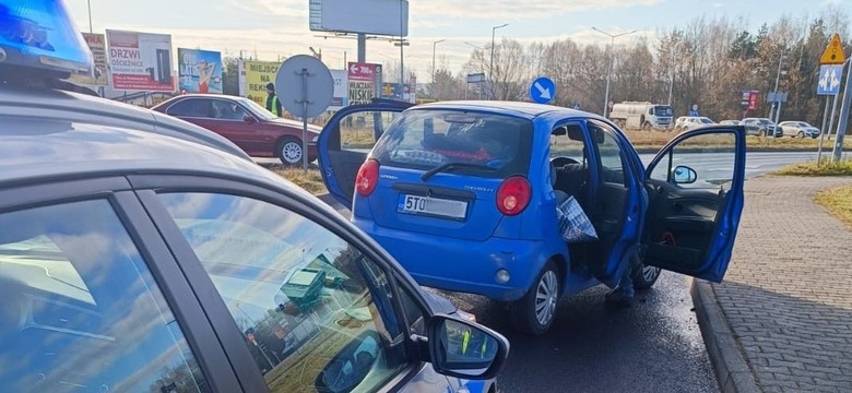 Oblał kobietę benzyną i z zapalniczką żądał oddania auta, albo...