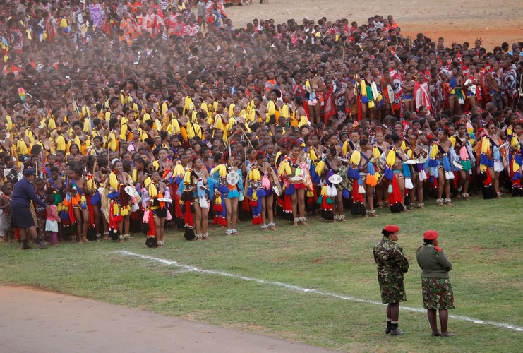 Taniec Trzcin - tradycyjny obrzęd Suazi