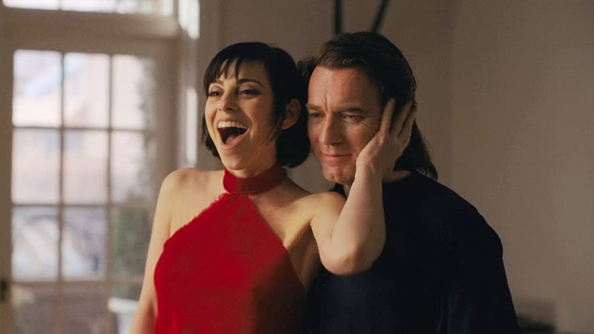 Ewan McGregor spielt Halston und Krysta Rodriguez eine seiner Musen, Liza Minnelli. 