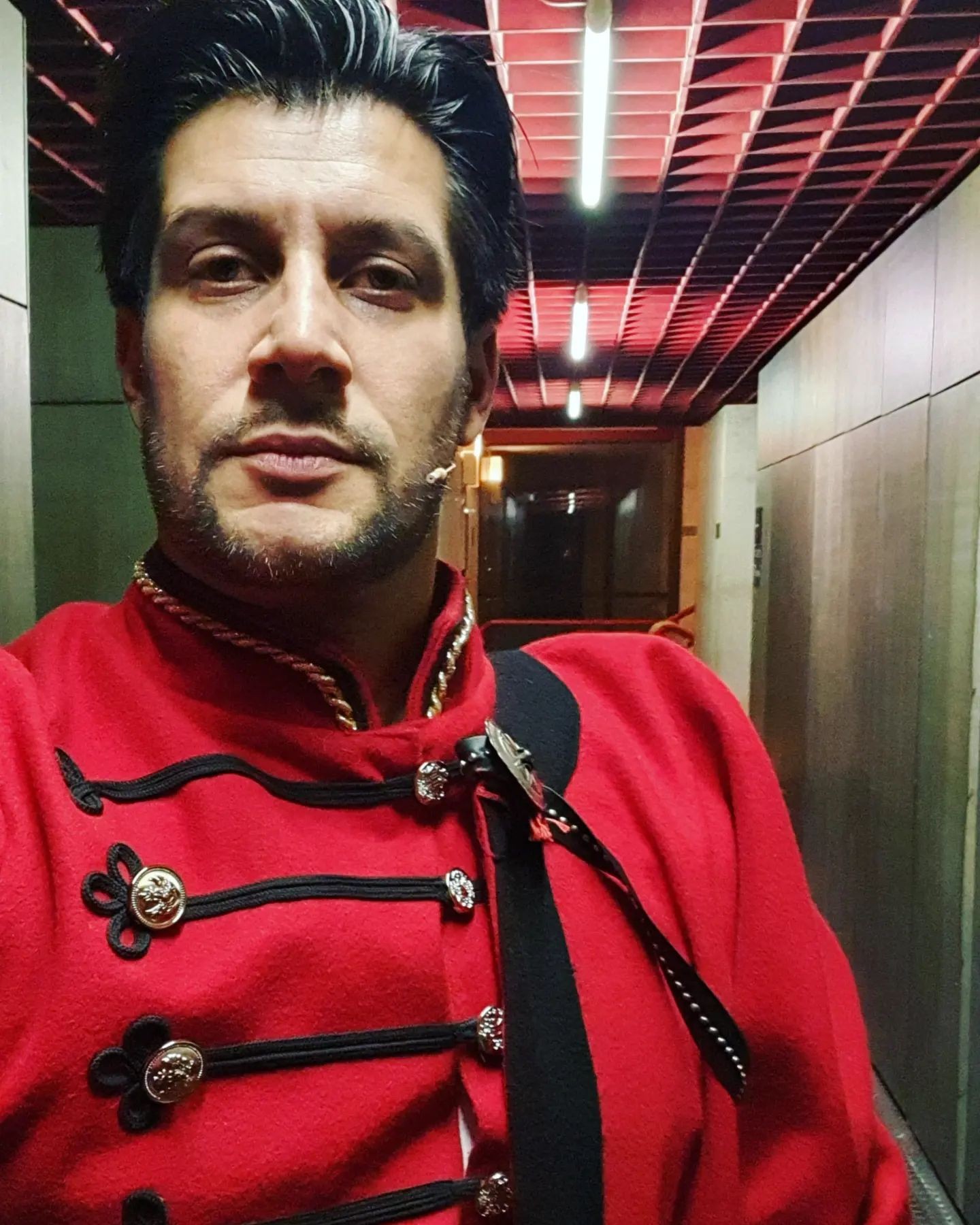 Herec a spevák Tomáš Palonder.