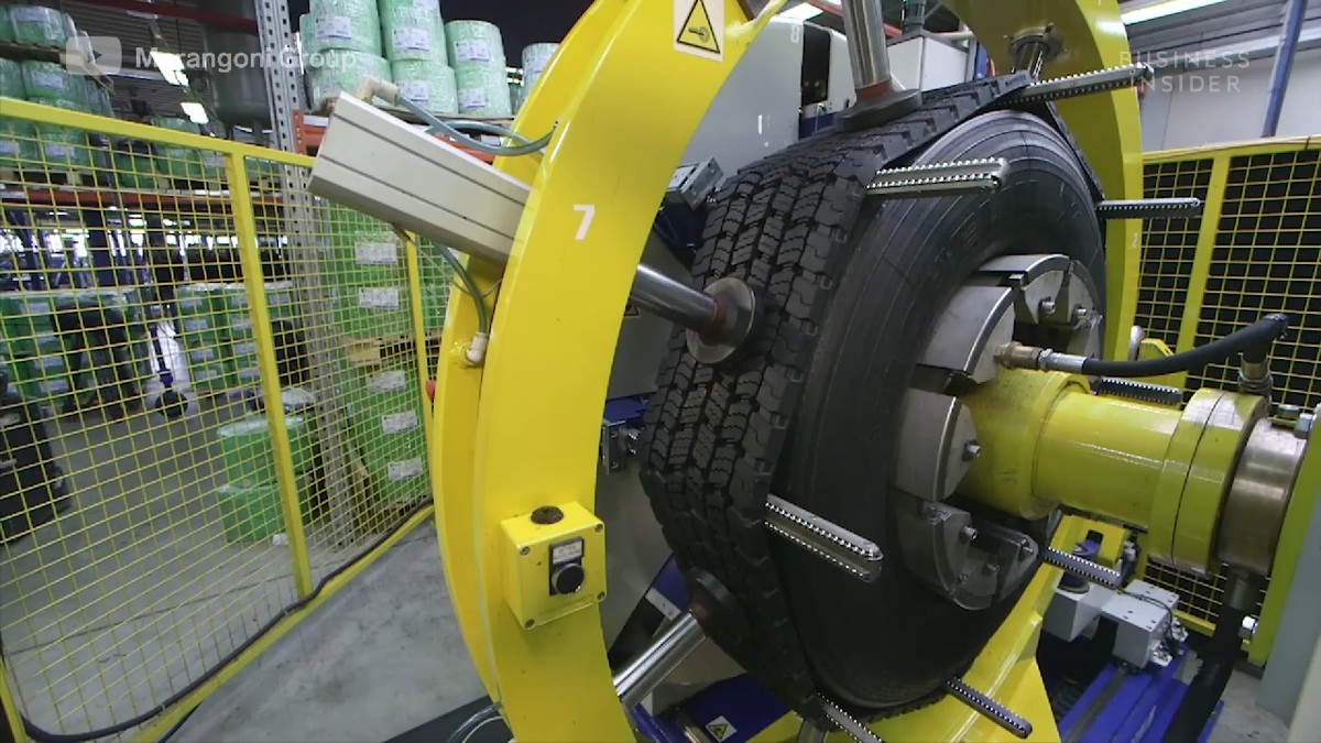 Opony dostają drugie, a choćby trzecie życie. Nowoczesny proces zmienia przemysł motoryzacyjny [WIDEO]