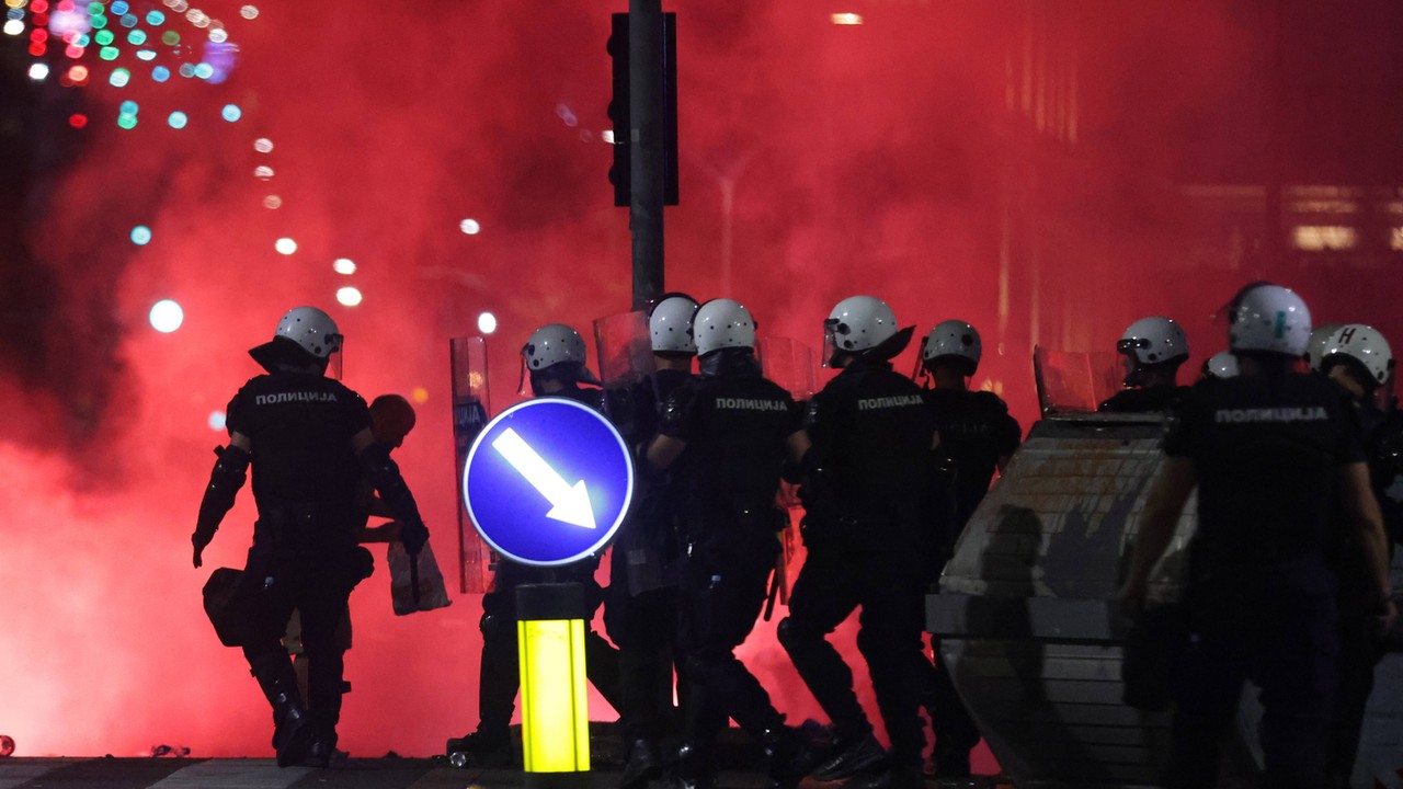 Masowe protesty w Serbii. Prezydent zapowiada kolejne zatrzymania