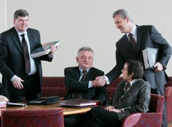 Ministrowie walczą o życie