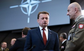 Szef MON: Ci, którzy służą Polsce powinni być godnie wynagradzani