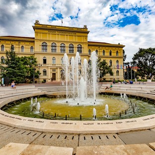 A Szegedi Tudományegyetem megnyitja az ország első krio-elektronmikroszkópiás központját