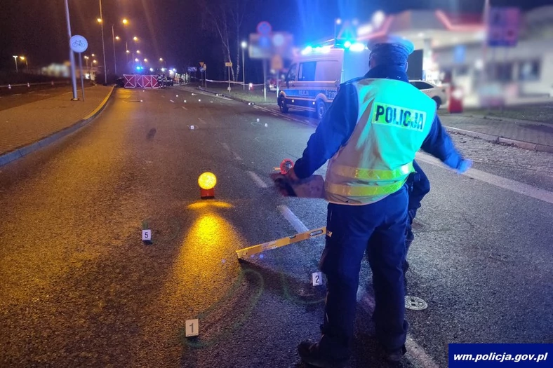 Na liczniku miał 190 km na godz. Po tragicznym wypadku schował się w lesie i nic nie pamięta