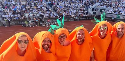 Roland Garros. Kumpel Huberta Hurkacza ma nietypowych fanów. Wspierają go marchewki