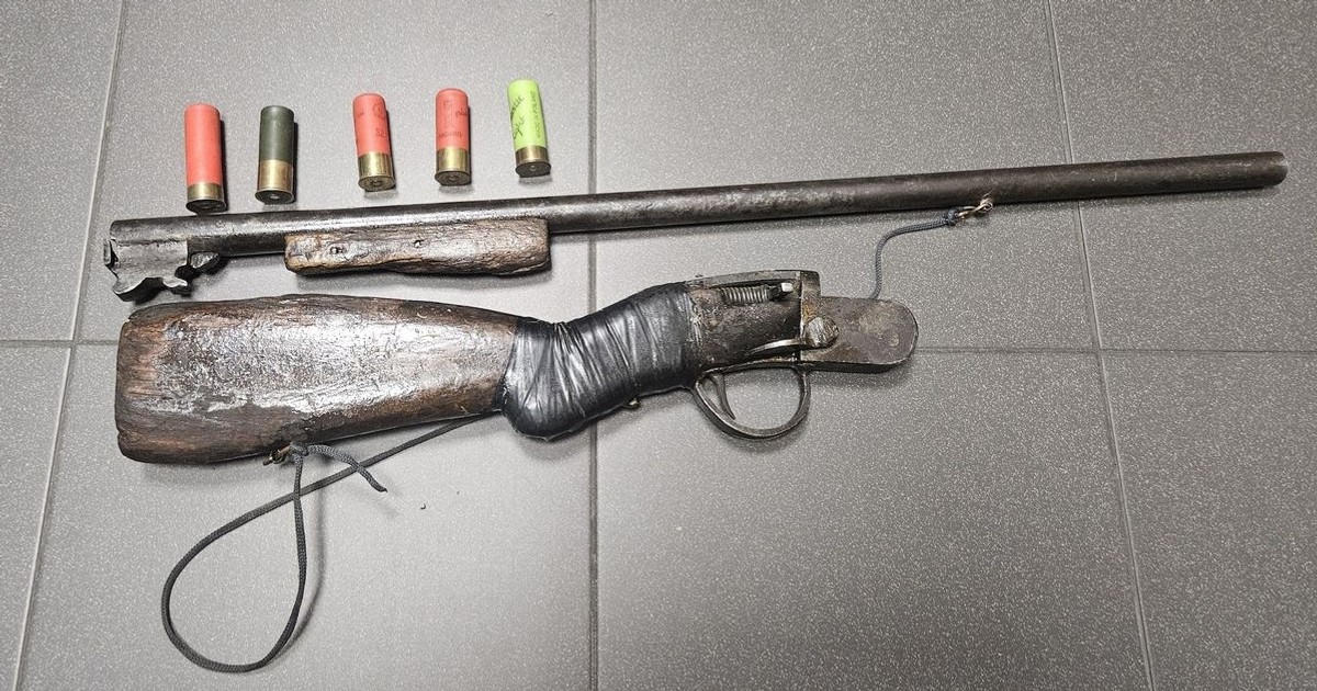 Podejrzany postrzał w Godziszowie. Znaleźli mężczyznę rannego w nogę