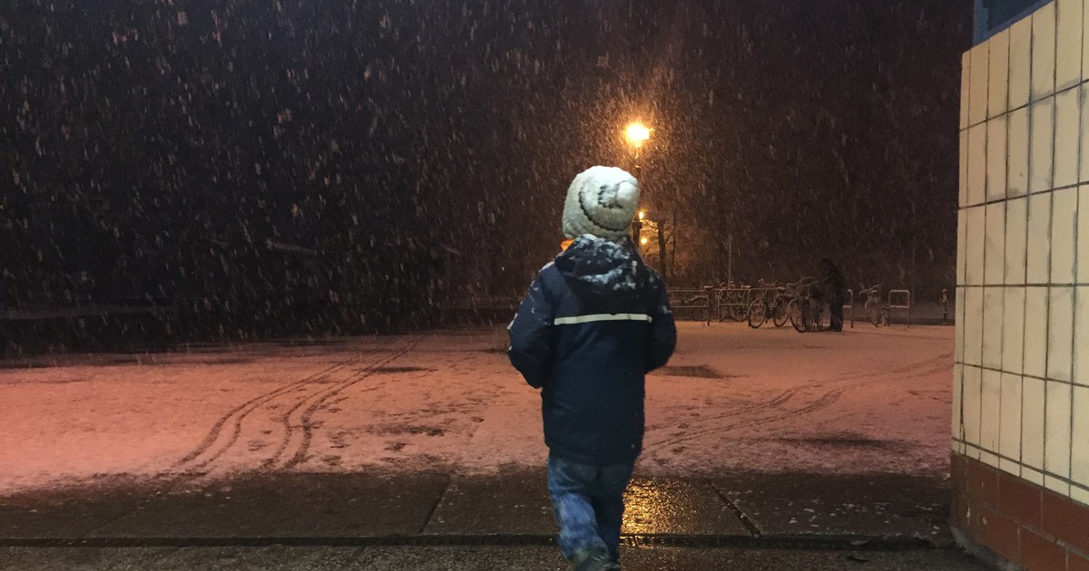 Musi z synem negocjować stawkę. „Tysiąca złotych na prezent nie dostanie”