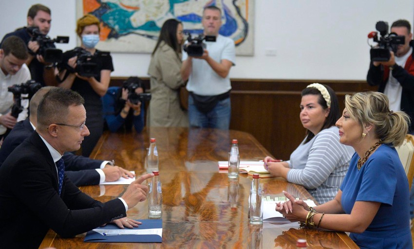 Jadranka Joksimović i Piter Sijarto