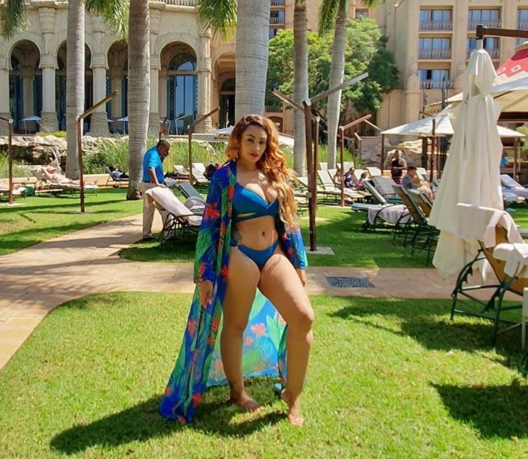 Kama ni raha tupe yote â MCA Tricky to Zari as she steps out in a bikini 